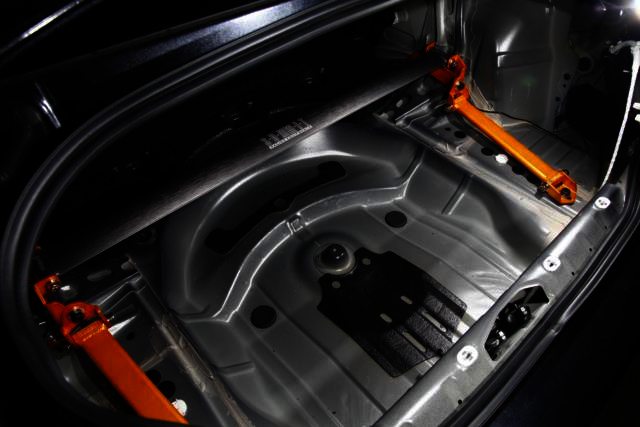 Summit Rear Upper Chassis Stiffener Bar ( L+R ) Toyota GT86 - Klik om te sluiten