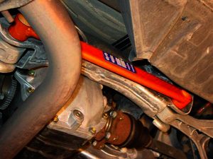 S-U-MM-I-T rear lower tie bar 350Z