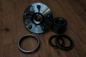 Rear wheel bearing repair kit JZA80 - including hub